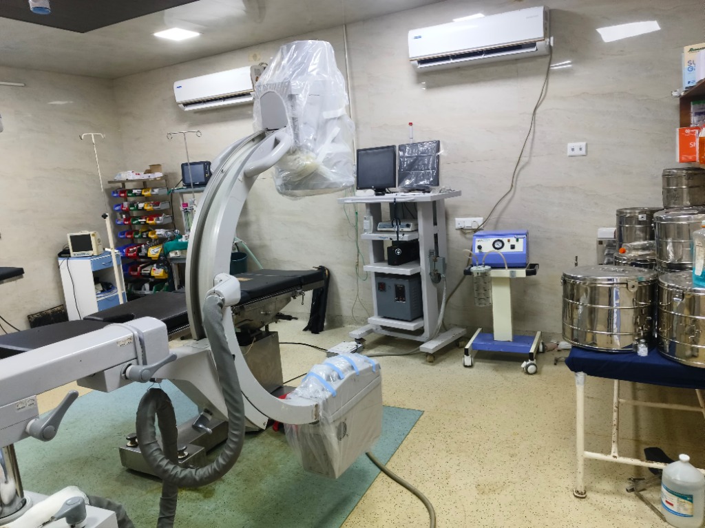 Full C-Arm Setup Sterile Drums Operation Theatre Life Care Hospital